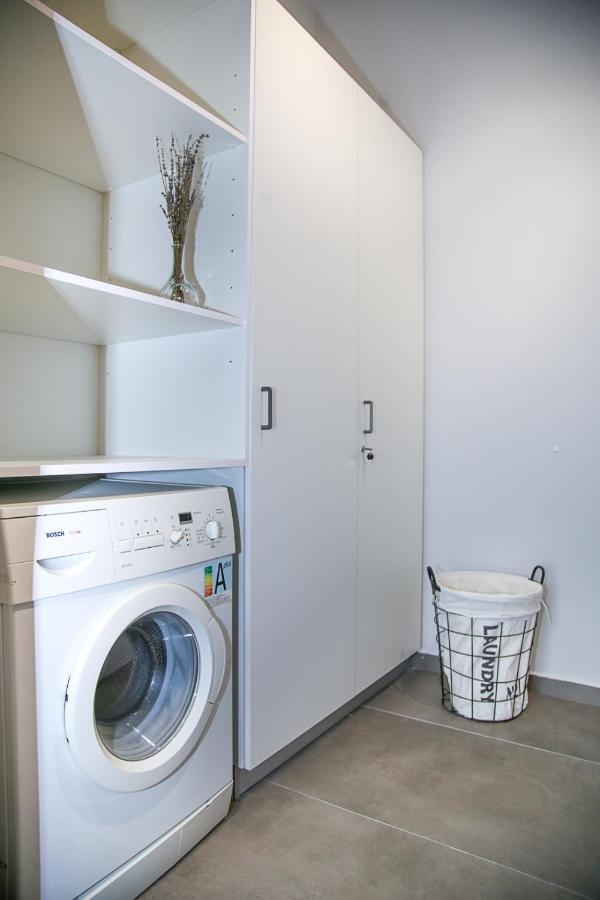 Caravin Wanderhome, 5 Min From Metro Nea Ionia أثينا المظهر الخارجي الصورة